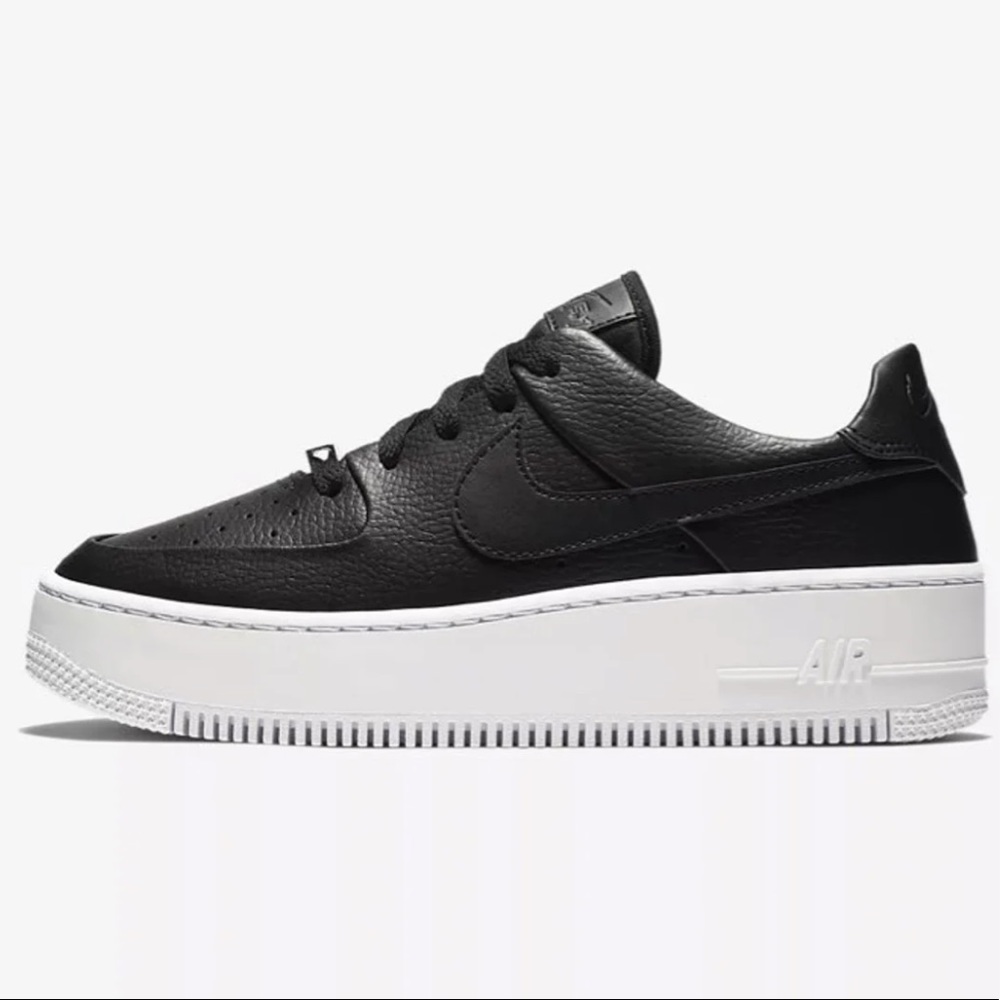 Womens Nike Air Force 1 Sage Low